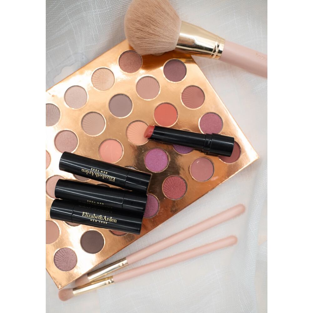 **BUNDLE 2 for $6) Elizabeth Arden Plush Up Lip Gelato Lipstick NEW - Picture 2 of 6